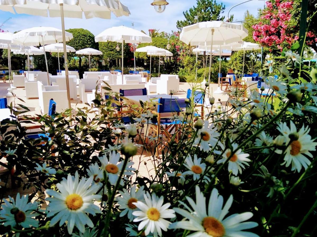 Hotel Parco Delle Rose ซิลวี มารีน่า ภายนอก รูปภาพ